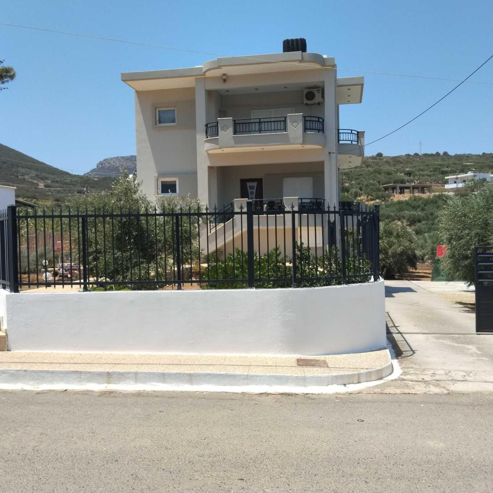 Апартаменты Country House Пахия Аммос